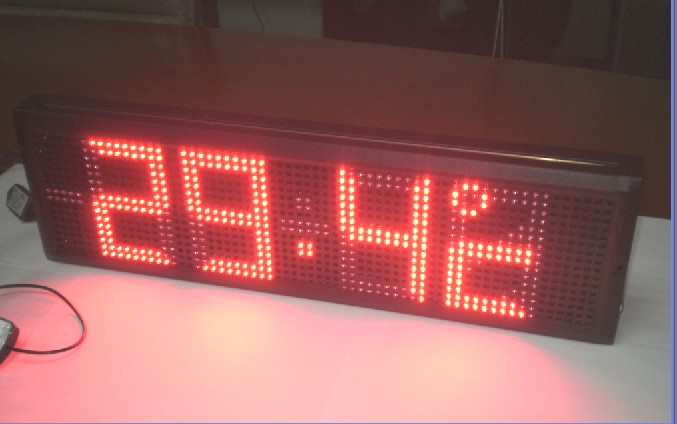 Muestra de la gasolinera de RS485 LED con mantenimiento estático de la parte delantera del punto de la exhibición del estado