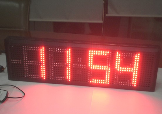 Muestra de la gasolinera de RS485 LED con mantenimiento estático de la parte delantera del punto de la exhibición del estado