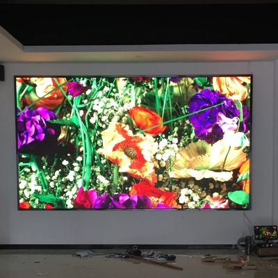 Puntos grandes a todo color interiores del brillo 160x80 de la pantalla 5500cd/M2 de la pantalla LED P2