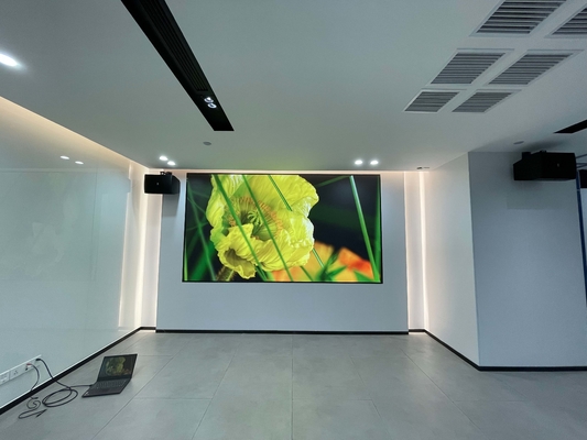 Pantalla LED de espaciamiento interior a todo color de la sala de reunión de la pantalla LED de P0.9375 HD pequeña